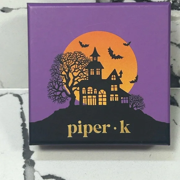 Piper K sparkly Rhinestone Ghost earrings - Picture 8 of 8